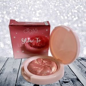 Ciaté London Illuminating Blush Date Night